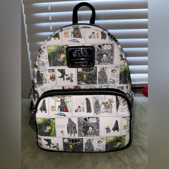 Star Wars Darth Vader Loungefly Backpack - Picture 2 of 8